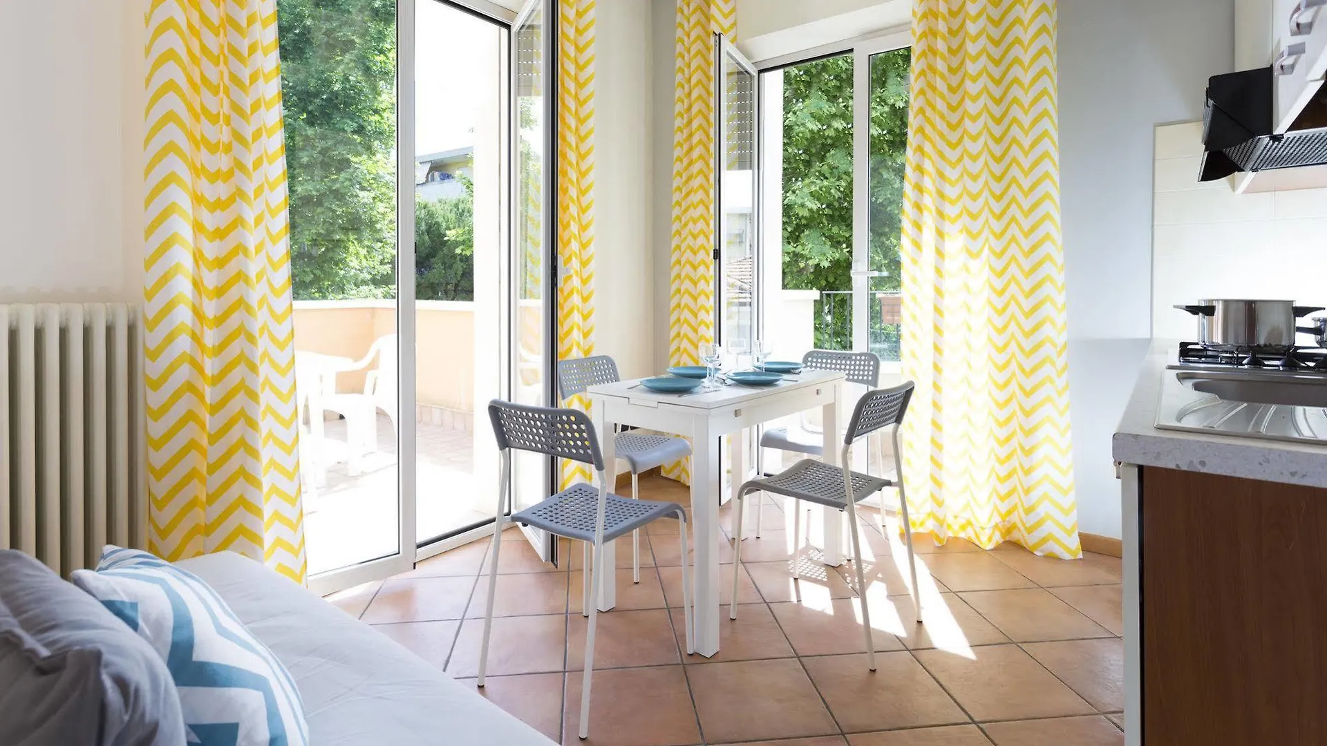 Residence Del Sole Rimini 2*,